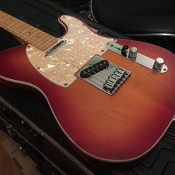 Fender American Telecaster Deluxe (VENDIDA)