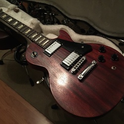 Gibson Les Paul Studio (VENDIDA)