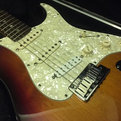 Fender American Deluxe Stratocaster 2013 (VENDIDA)