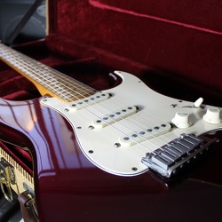 Fender American Standard Stratocaster Red 1990 (VENDIDA)