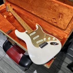 Fender American Stratocaster Eric Johnson (VENDIDA)